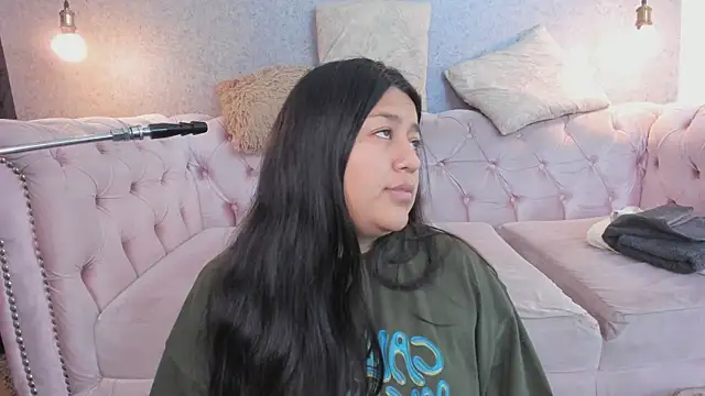 grace77   online show from 13, 11, 2025