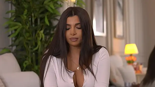NicoleCellini online show from 4, 4, 2026