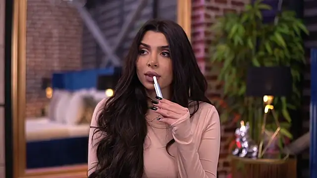 NicoleCellini online show from 5, 11, 2025