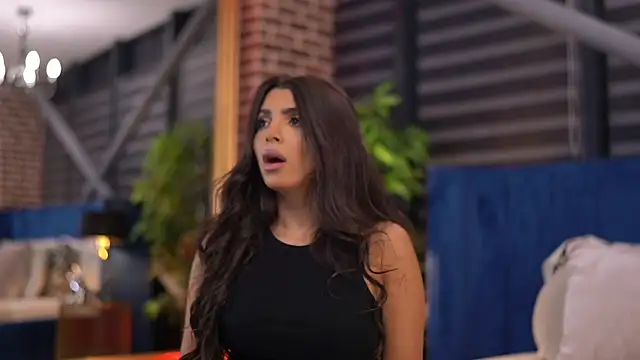 NicoleCellini online show from 10, 9, 2025