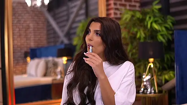 NicoleCellini online show from 8, 10, 2025