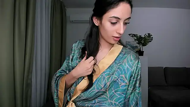 Melanie Angel online show from 7, 5, 2026