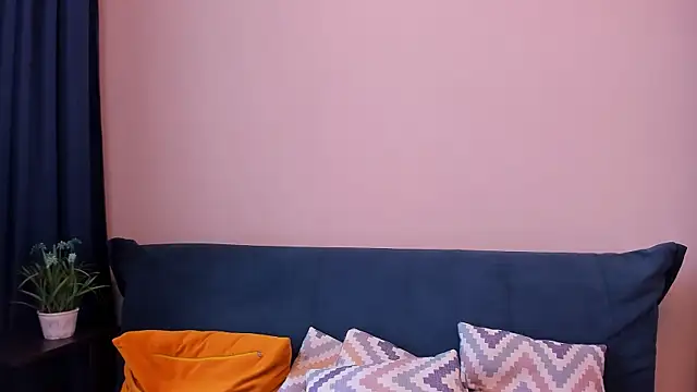 Melanie Angel online show from 31, 1, 2025