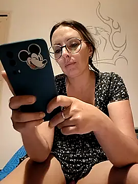 Jade Emeraud online show from 20, 3, 2026