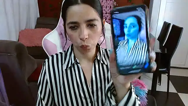 kendall all4u online show from 3, 4, 2026