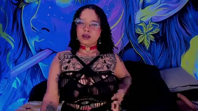 Emiilycollins online show from 24, 4, 2026