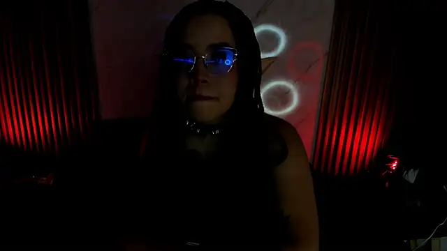 Snapshot of Emiilycollins chatting on 12, 2, 2025 Emiilycollins online show from 12, 2, 2025