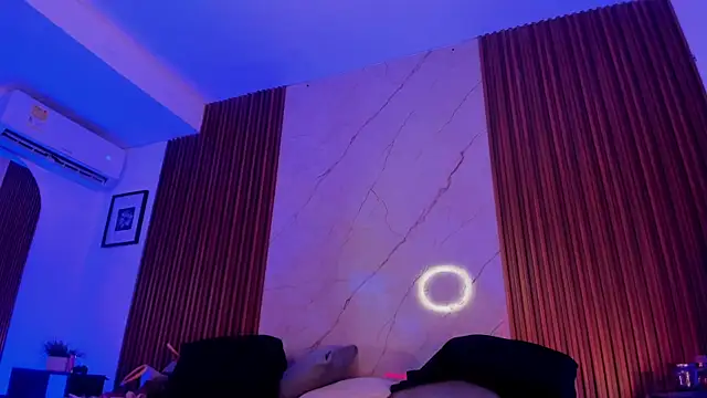 Snapshot of Emiilycollins chatting on 5, 11, 2025 Emiilycollins online show from 5, 11, 2025