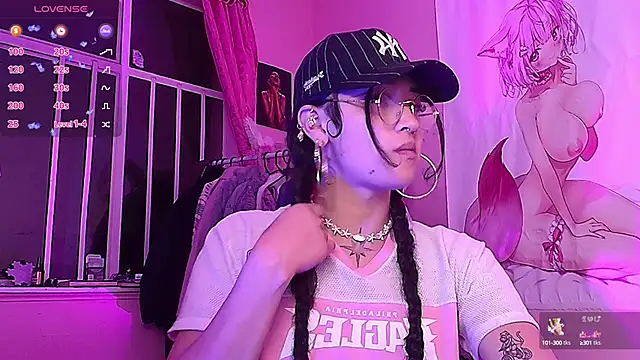 moonfiredancer online show from 19, 9, 2025