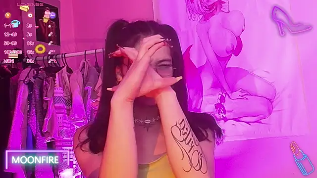 moonfiredancer online show from 29, 10, 2025