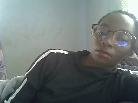 Snapshot of ElianeHot chatting on 30, 6, 2026 ElianeHot online show from 30, 6, 2026