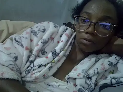 Snapshot of ElianeHot chatting on 24, 6, 2026 ElianeHot online show from 24, 6, 2026
