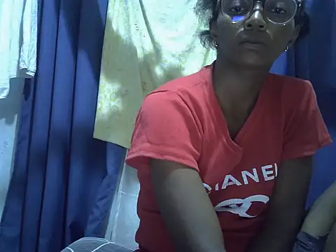 ElianeHot online show from 2, 4, 2026