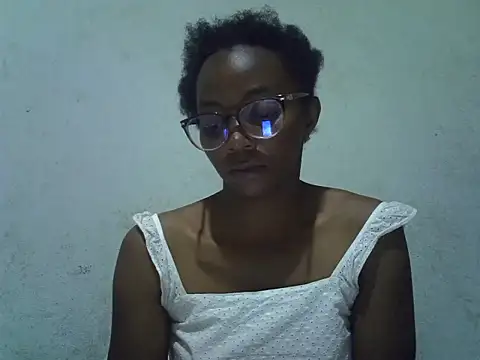 Snapshot of ElianeHot chatting on 16, 7, 2026 ElianeHot online show from 16, 7, 2026