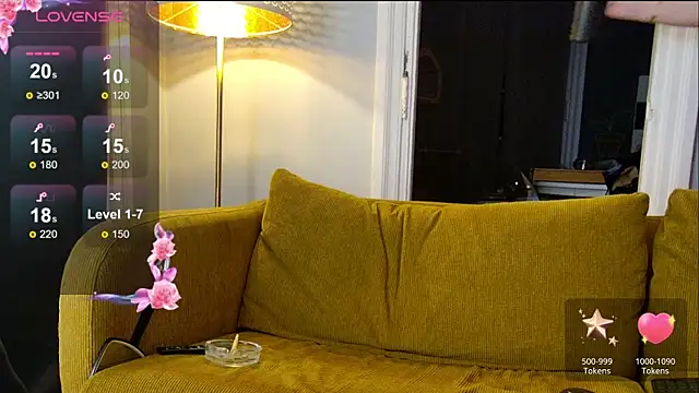 Snapshot of Azurea69 chatting on 1, 3, 2025 Azurea69 online show from 1, 3, 2025