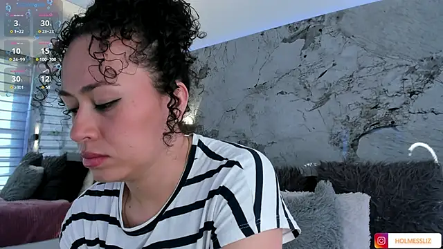 LIZ HOLMES online show from 13, 9, 2025