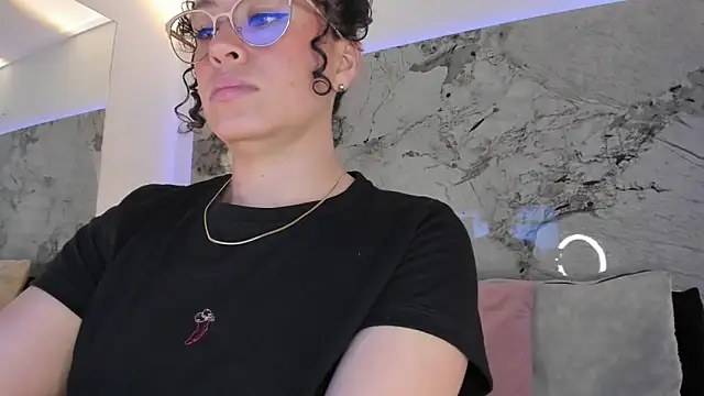 LIZ HOLMES online show from 17, 2, 2026