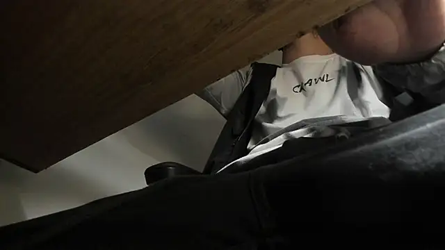 Snapshot of s_sven03 chatting on 12, 3, 2025 s sven03 online show from 12, 3, 2025