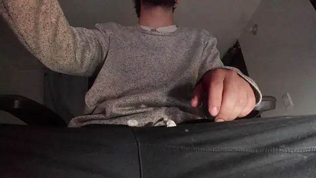 Snapshot of s_sven03 chatting on 22, 9, 2025 s sven03 online show from 22, 9, 2025