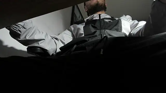 Snapshot of s_sven03 chatting on 19, 3, 2025 s sven03 online show from 19, 3, 2025