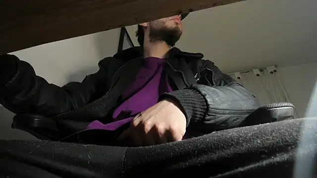 Snapshot of s_sven03 chatting on 18, 3, 2025 s sven03 online show from 18, 3, 2025