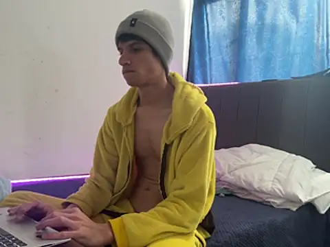 Snapshot of Zlestkarr chatting on 8, 6, 2026 Zlestkarr online show from 8, 6, 2026