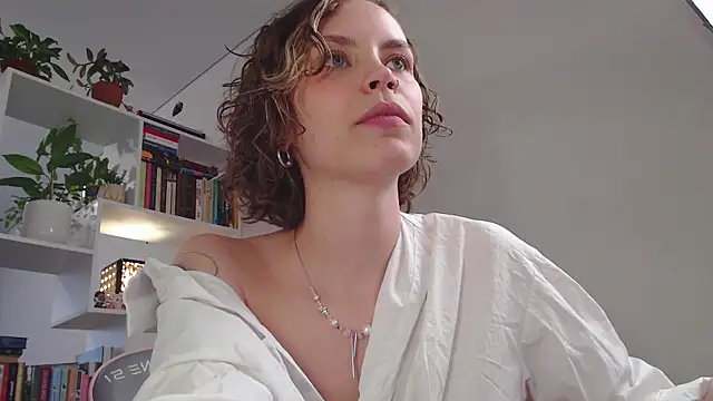 milly ross online show from 18, 3, 2025