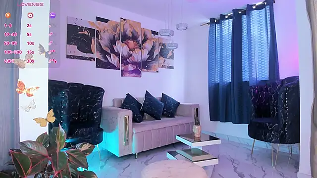 pretty pettite online show from 8, 2, 2025