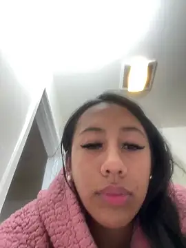 mia Kloe online show from 11, 12, 2024