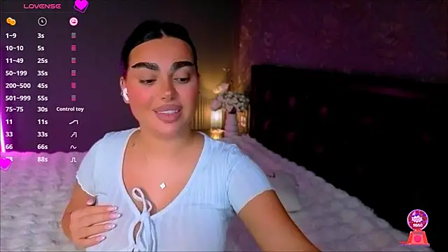 babyleilaa online show from 3, 11, 2025