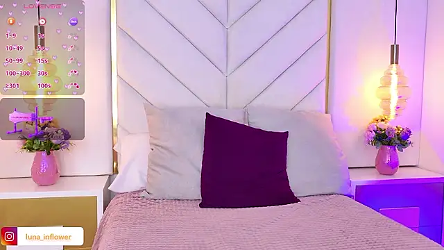 Flor delunaa online show from 10, 3, 2026