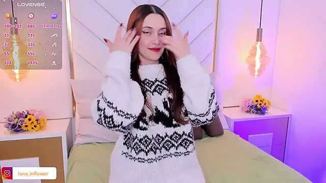 Flor delunaa online show from 6, 11, 2025