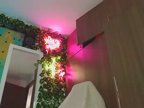 chanel 1041 online show from 12, 11, 2025