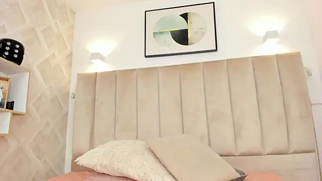 Anniie Queen online show from 21, 3, 2026