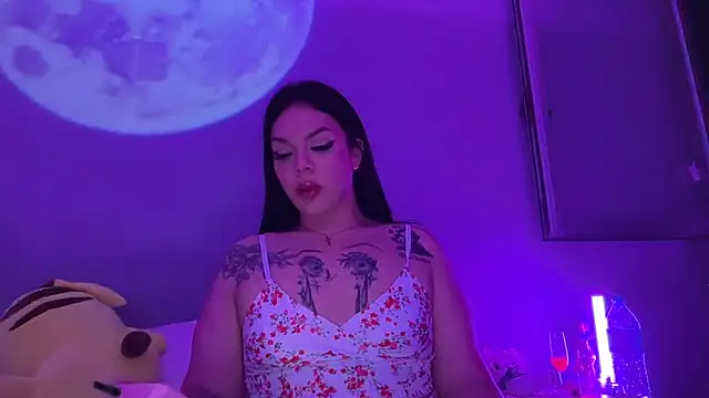 Its MadameGaby online show from 27, 5, 2026