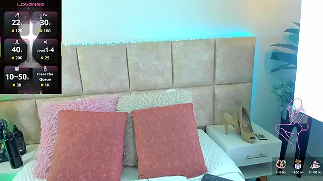 Snapshot of LiaaGenner chatting on 17, 9, 2025 LiaaGenner online show from 17, 9, 2025