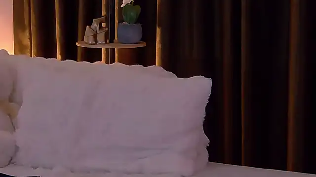 TinaHarley online show from 15, 3, 2026