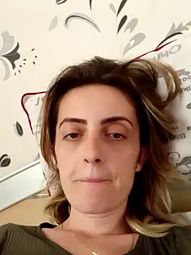 SophyGirl online show from 10, 2, 2025