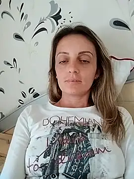 SophyGirl online show from 10, 5, 2026