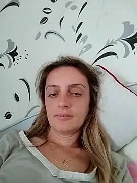 SophyGirl online show from 2, 10, 2025