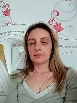 SophyGirl online show from 23, 3, 2026