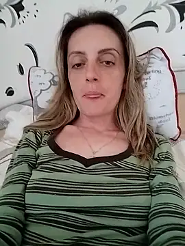 SophyGirl online show from 23, 4, 2026