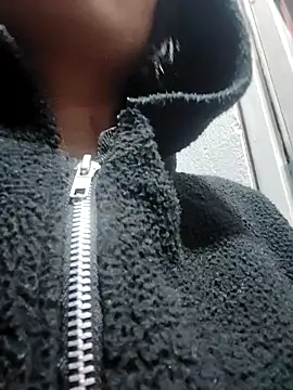 angelie 3 online show from 13, 10, 2025