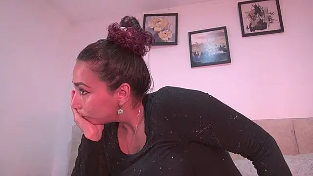 amber demons2021 online show from 3, 10, 2025