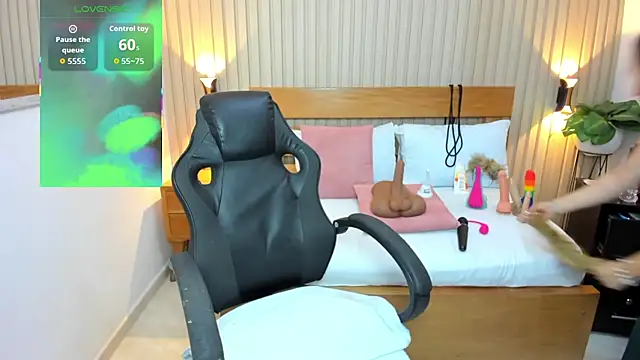 luciana ballesteros  online show from 20, 3, 2026