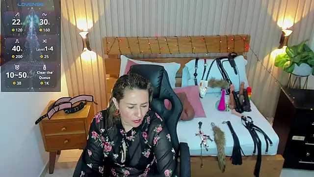 luciana ballesteros  online show from 17, 12, 2025