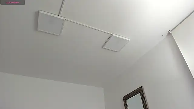 FaloonRoussel online show from 4, 10, 2025