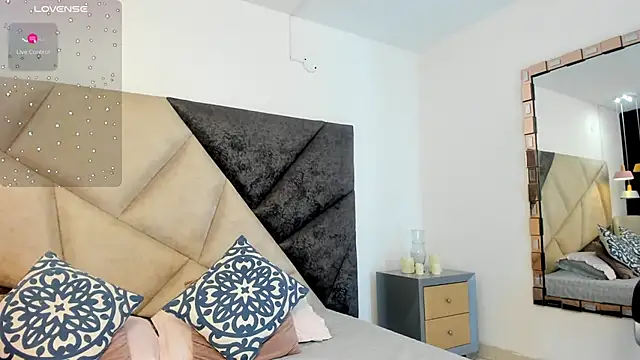 FaloonRoussel online show from 21, 10, 2025