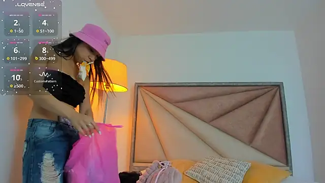 FaloonRoussel online show from 16, 10, 2025