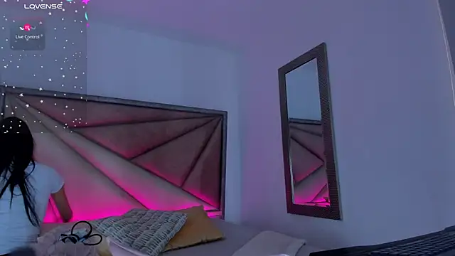 FaloonRoussel online show from 25, 9, 2025